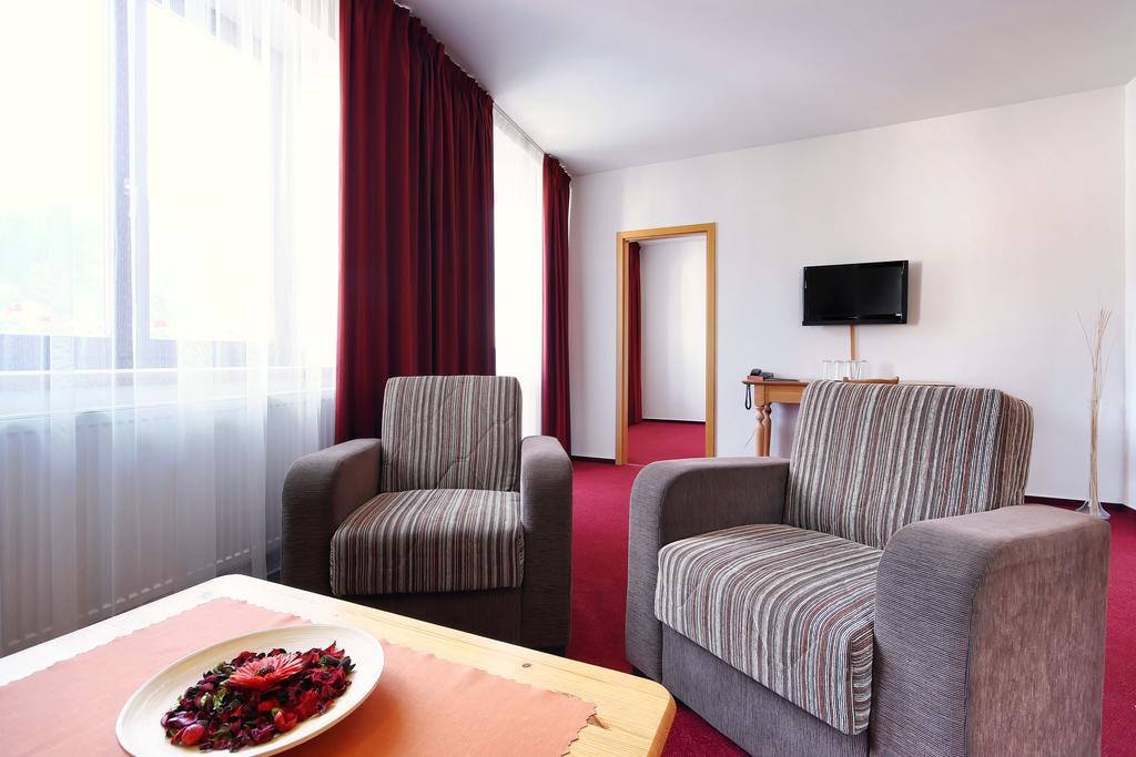 Hotel Stara Skola Sloup  Exterior foto