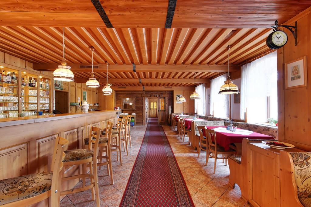 Hotel Stara Skola Sloup  Exterior foto
